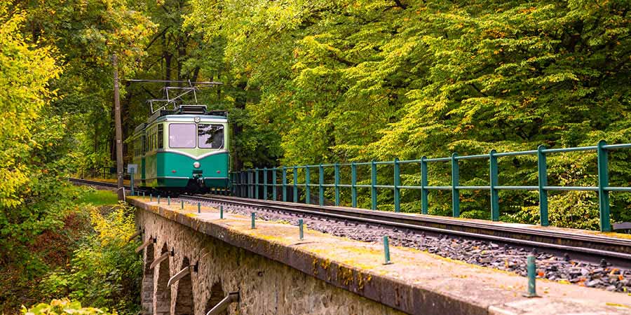 Soaking up fairytale landscapes on the historic Drachenfelsbahn